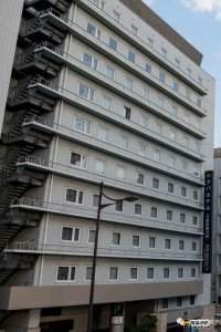 見識下日本建筑消防救援窗的設置